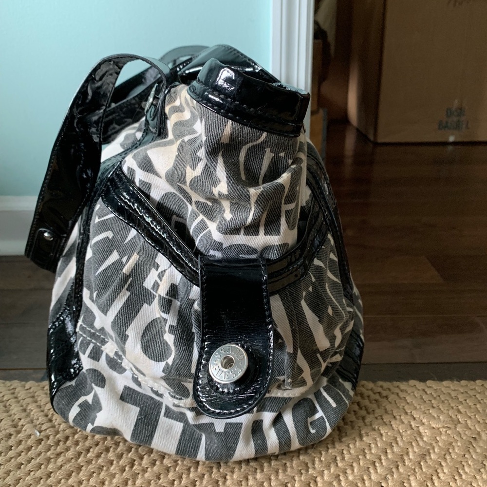 Authentic Guess Bag - Picture 3 of 8